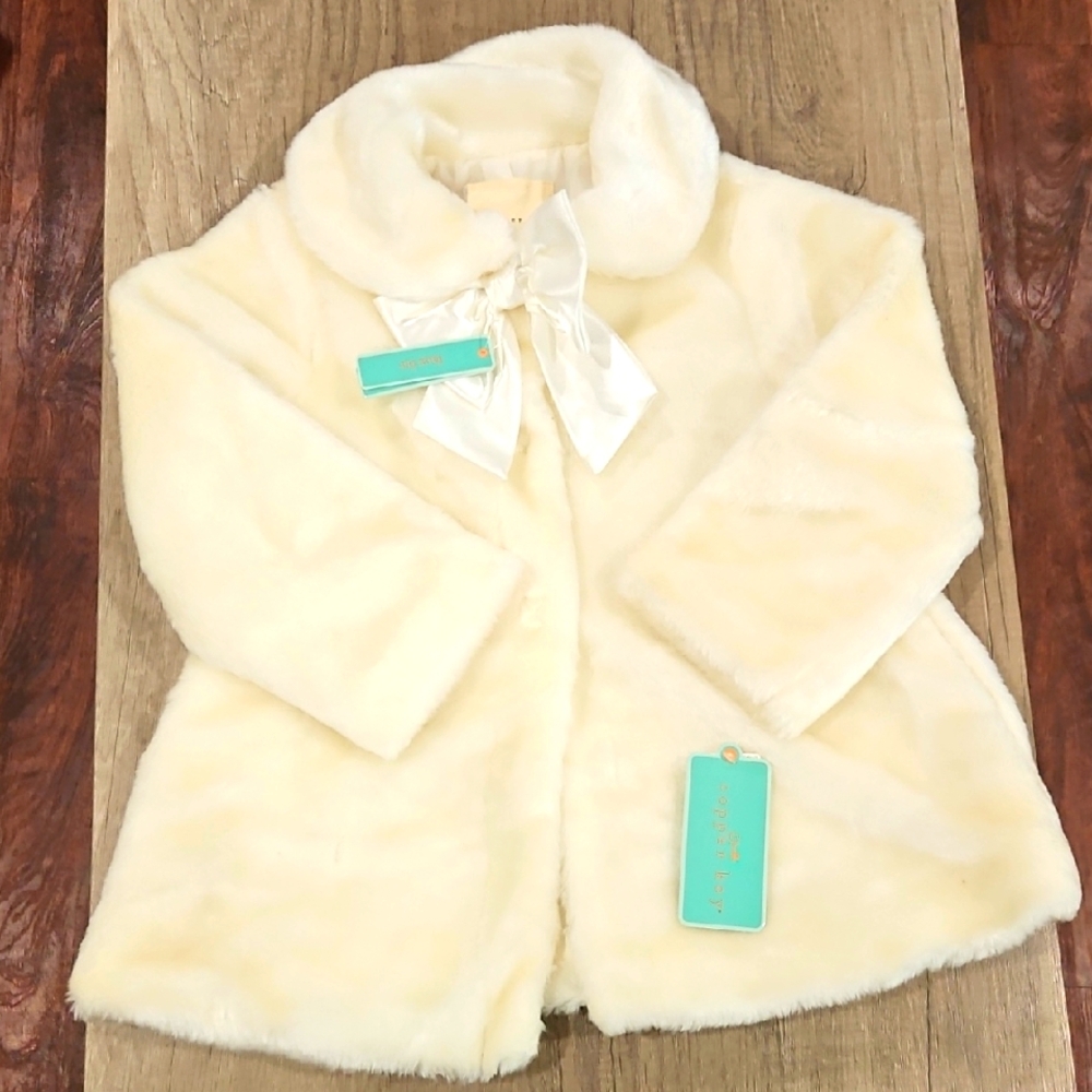 Copper Key Cream Cape Plush Faux Fur  size 4/5